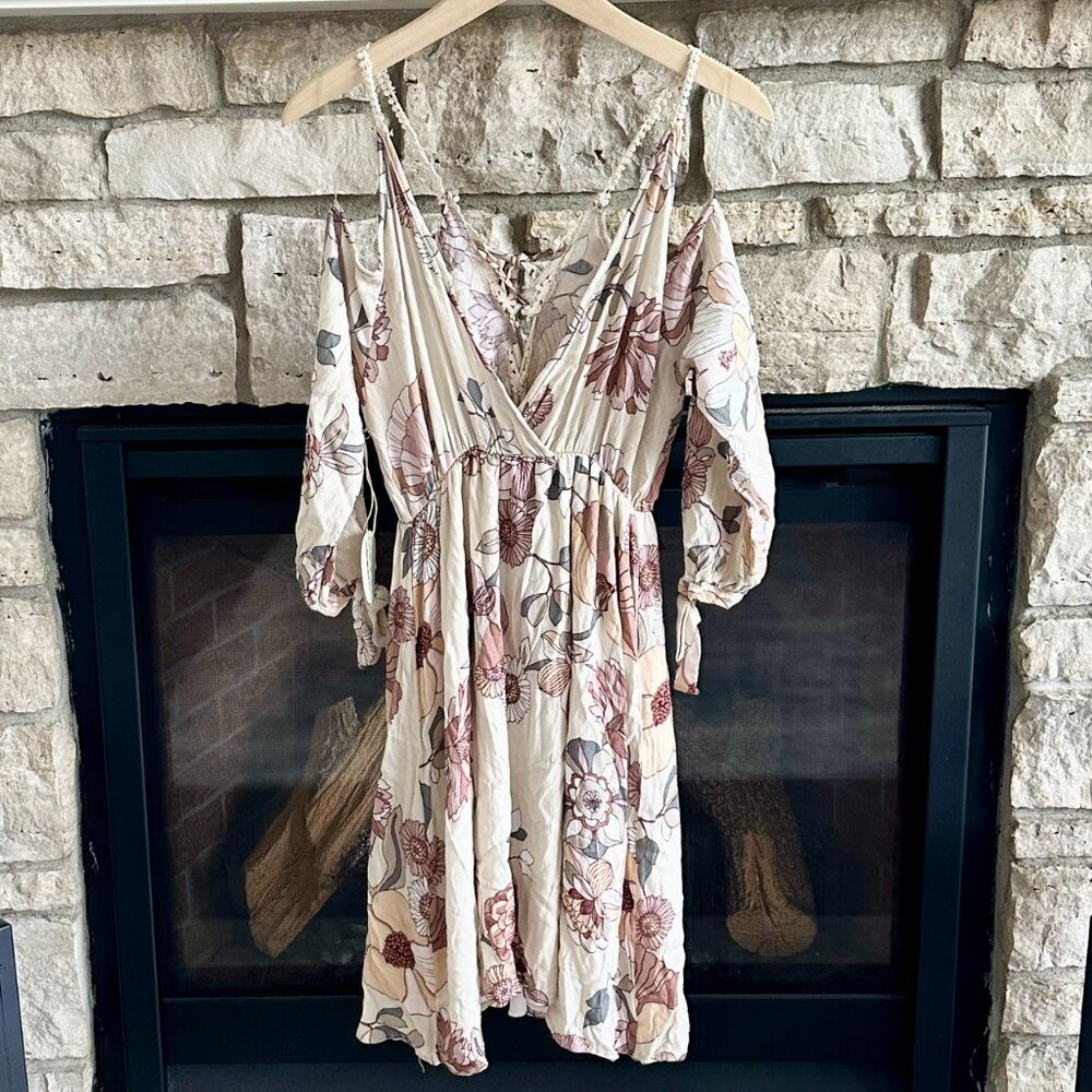 NWT* Hummingbird Dress Cold-shoulder Midi Floral Print Lace Detail 3/4 Size S - Picture 2 of 12